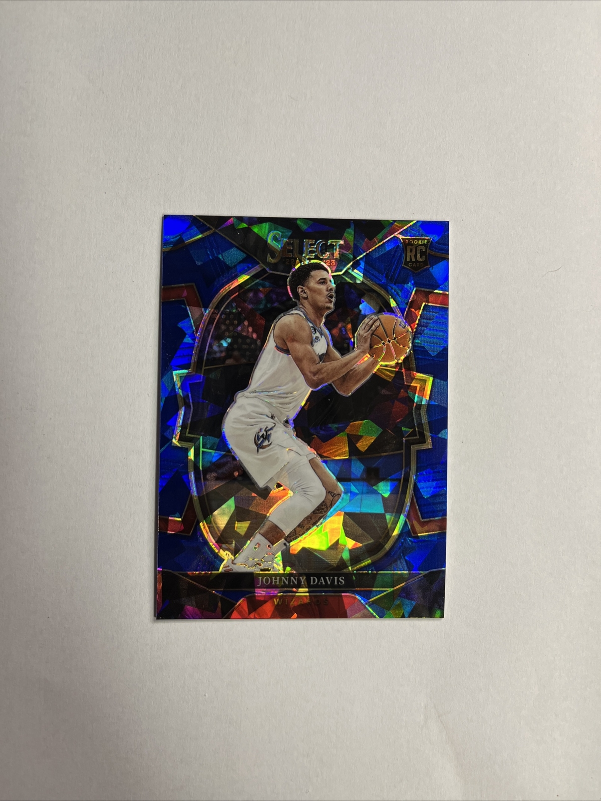 2022-23 Panini Select - Concourse Blue Cracked Ice Prizm #100 Johnny Davis (RC)