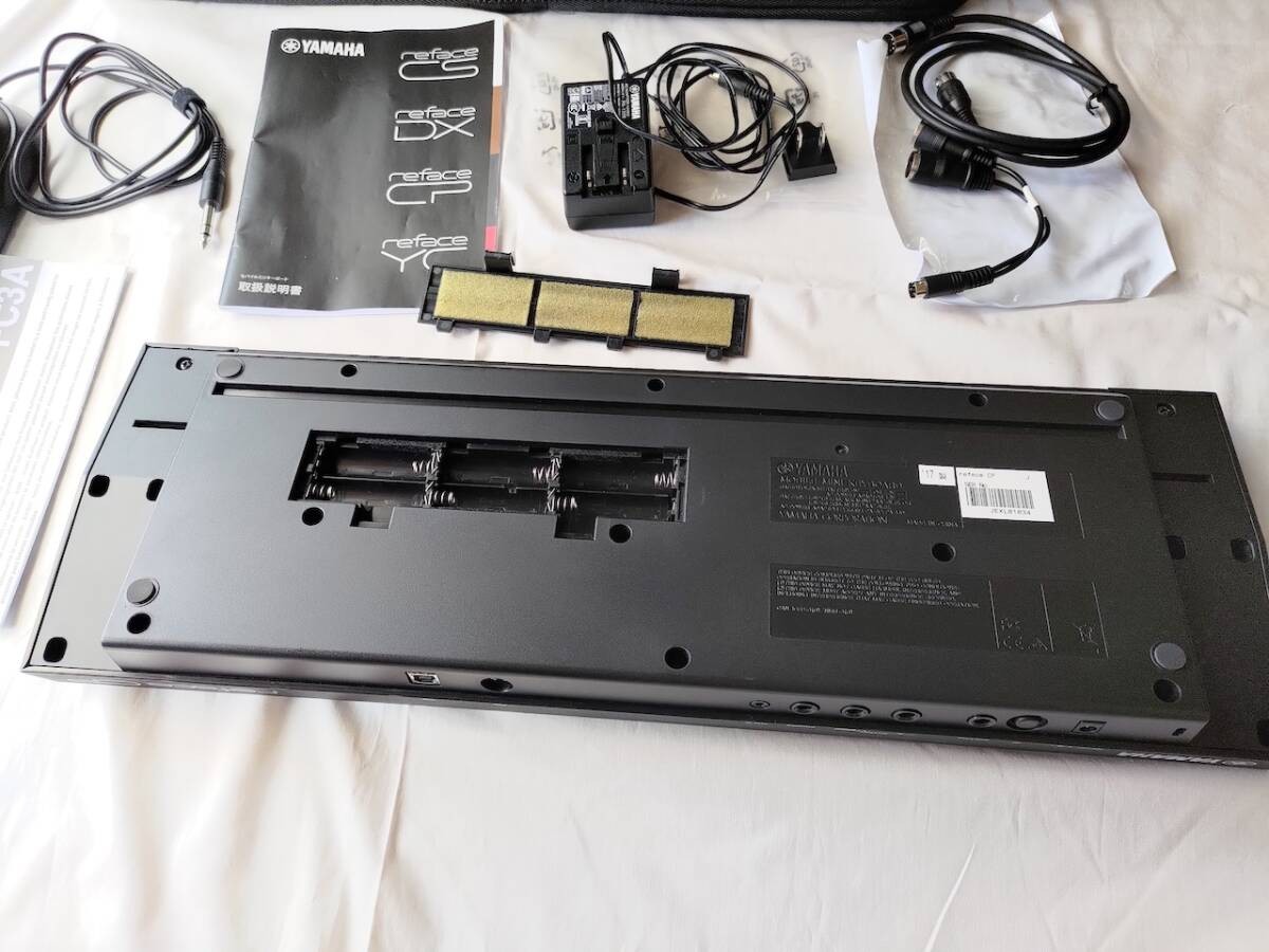 箱あり美品！Yamaha reface CP Yamaha Reface CP Synthesizer w/ FC3A Foot Pedal Tested Japan