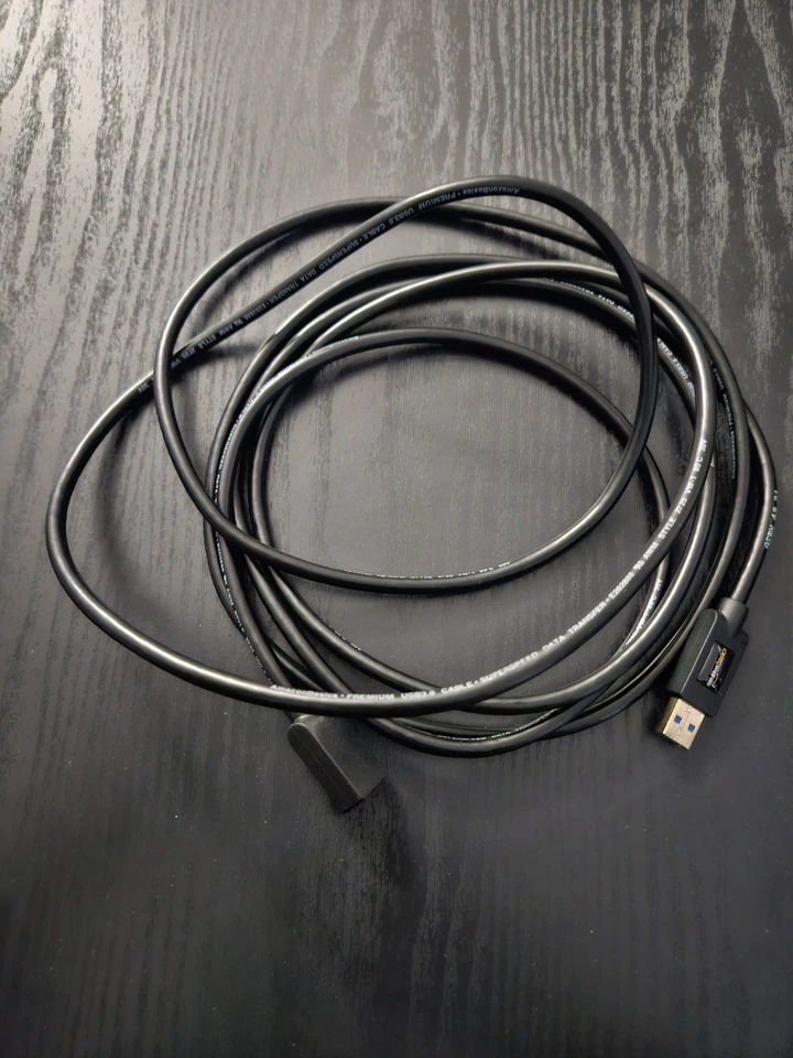 Amazon Basics USB-A 3.0 Extension Cable, 4.8Gbps High-Speed, Male to Female 9ft  - Image 3 of 4