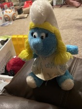 Vintage 1981 Smurfette Smurf Peyo Wallace Berrie Co. Stuffed Plush Toy 8