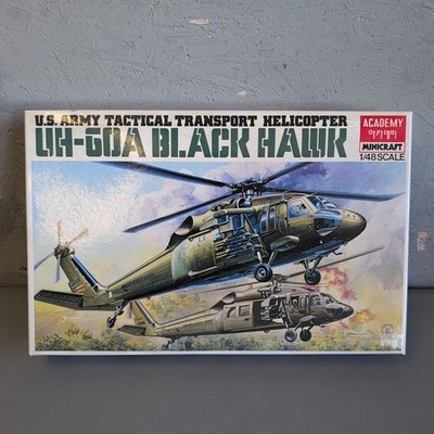 Academy Minicraft 1612 1:48 Sikorsky UH-60A Black Hawk Hubschrauber Bausatz #9