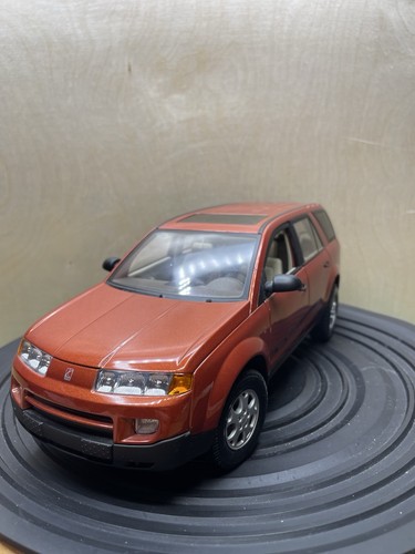GATE 2001 Diecast Orange Saturn Vue (!!!) 1/18th Model - Picture 7 of 16