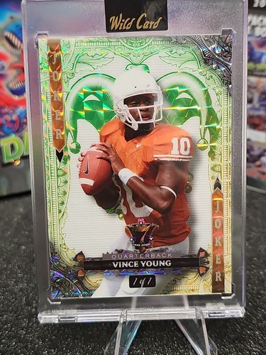 2024 Wild Card Jokers Wild Card 7 Card Studs Vince Young 1/1 lámina verde/amarilla - Imagen 1 de 6