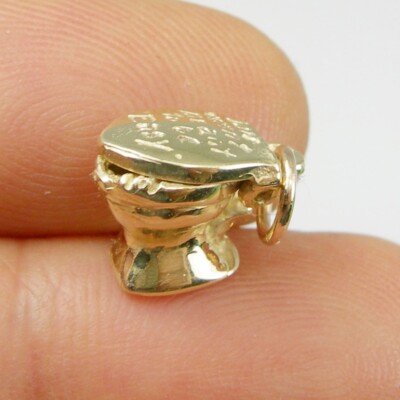 375 9ct 9k Yellow Gold Life Wasn't Meant To Be Easy Toilet Dunny 3D Charm, C77
