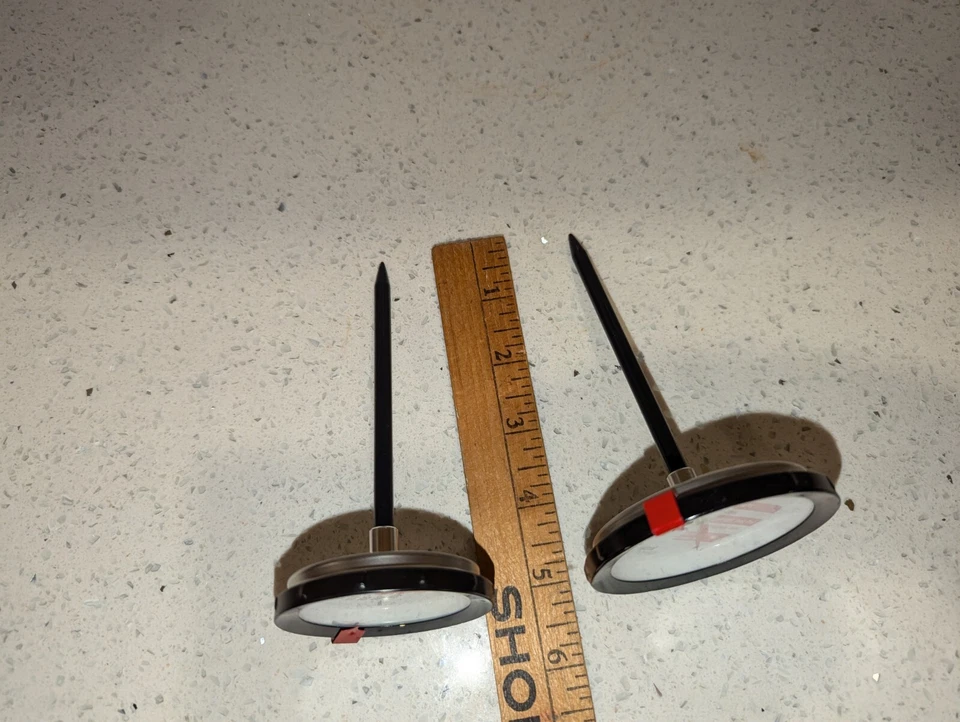 Pair Of Vintage Pyrex Accessories Meat Thermometers  - Image 4 of 4