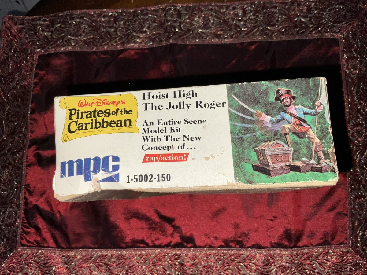 MPC WALT DISNEY,PIRATES OF THE CARIBBEAN,HOIST HIGH THE JOLLY