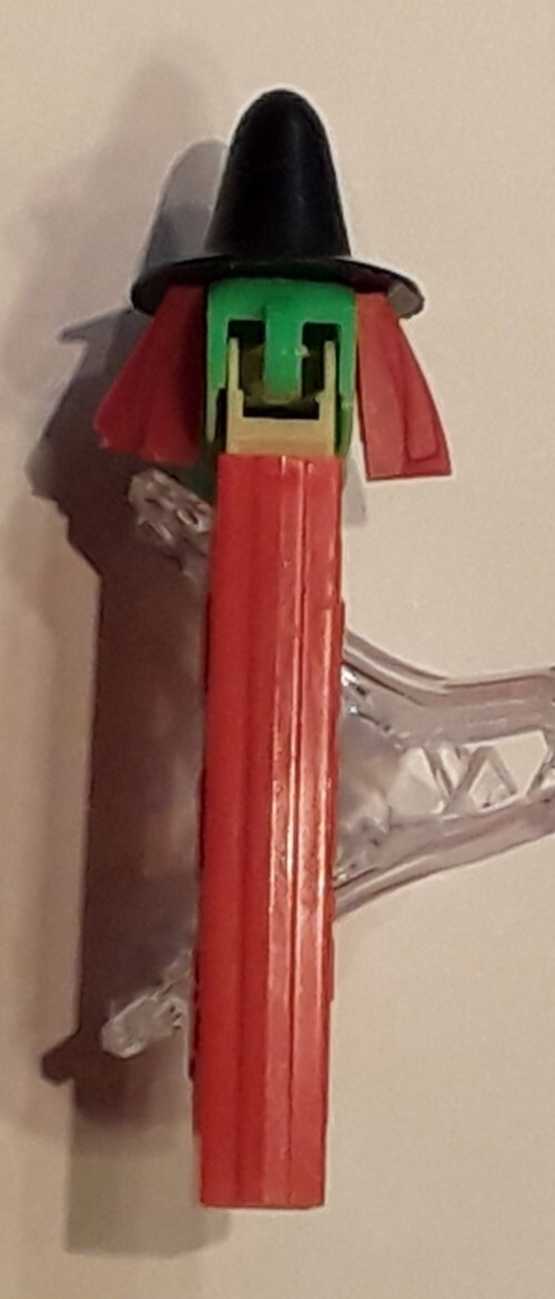 ptNo3.9　足無　赤ベロ　オーストリア製　Old PEZ ptNo3.9 足無 赤ベロ オーストリア製 Old PEZ - メルカリ