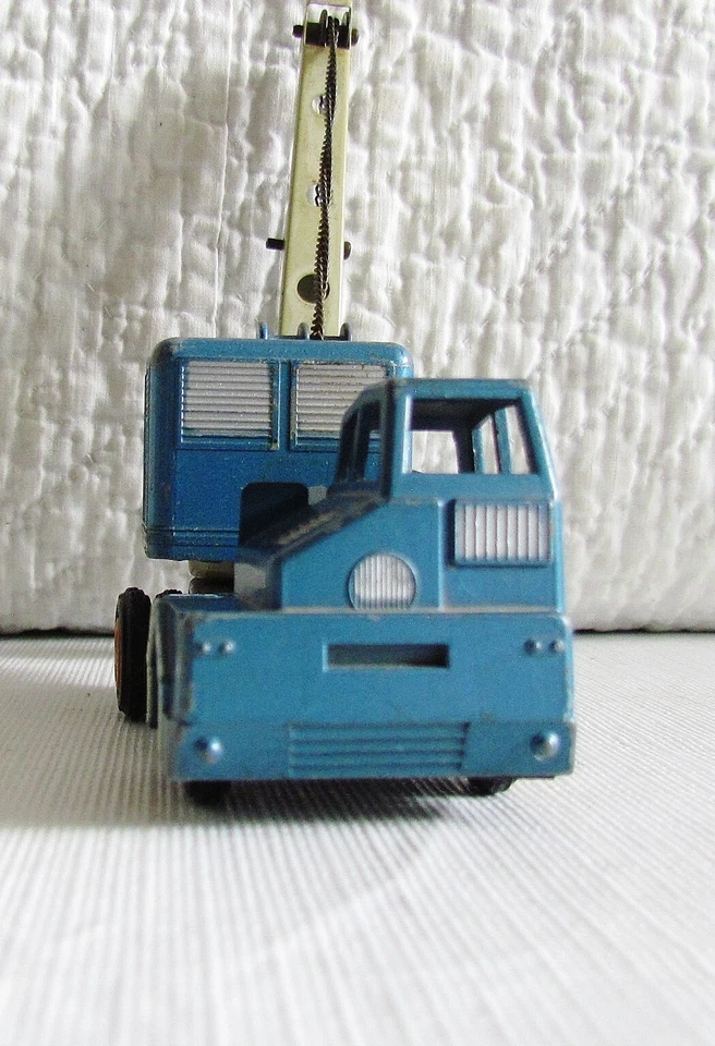 Vintage Gama Toy Truck bucket Crane Western Germany Very nice - Image 4 of 4