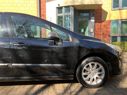 2010 Peugeot 308 1.4 VTi Verve 5dr HATCHBACK Petrol Manual - Picture 12 of 20