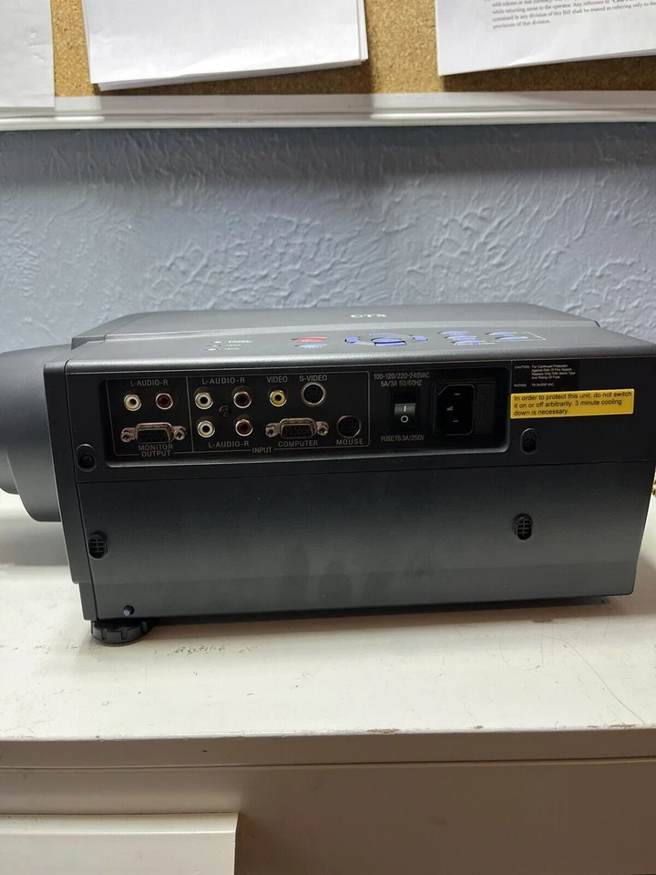 CTX EZPRO 600 LCD Projector – Full Bundle – For Parts – Bad Lamp - Image 4 of 4