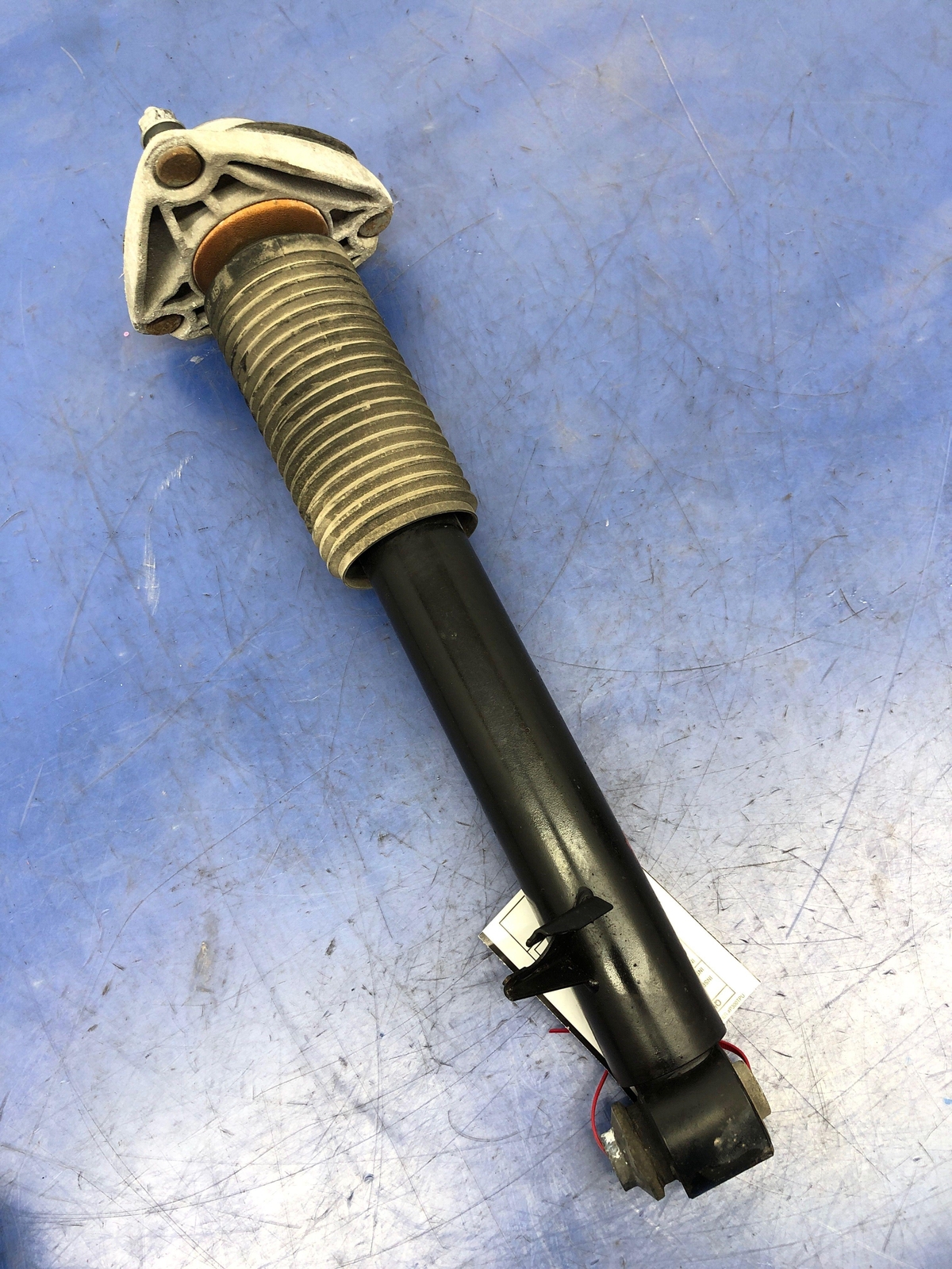 2014-2018 BMW X5 F15 OEM RH REAR RIGHT STRUT SHOCK ASSEMBLY 