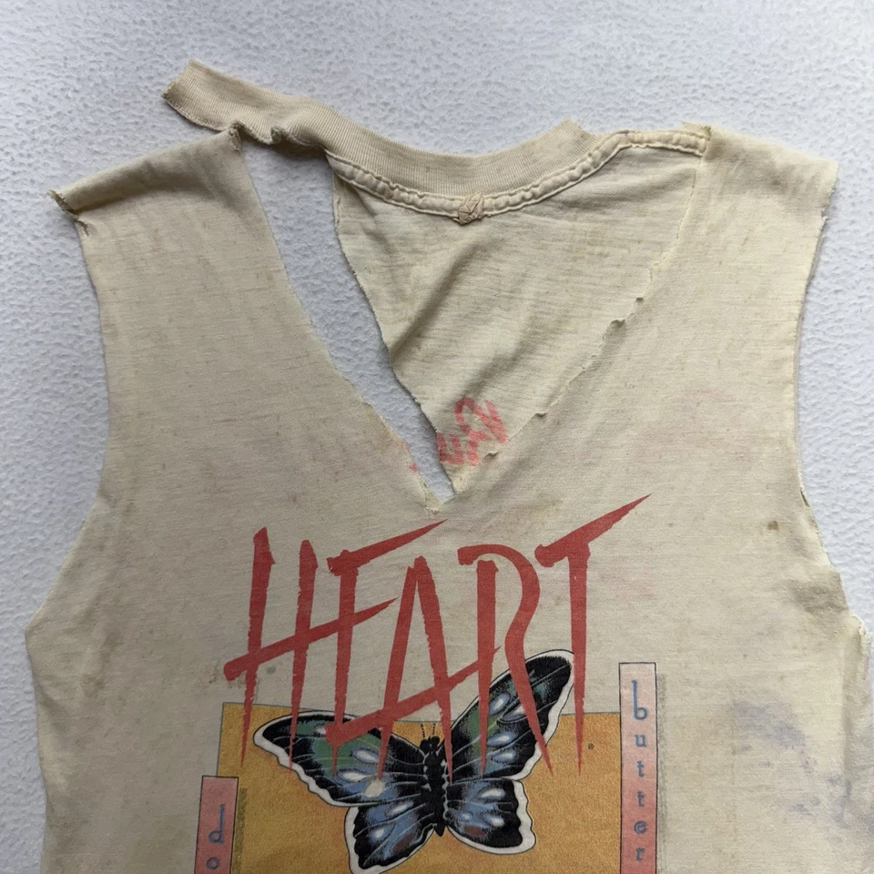Camiseta Heart Dog And Butterfly 1979 Vintage Band Tour años 70 corte envejecido talla S Foto 4 de 4