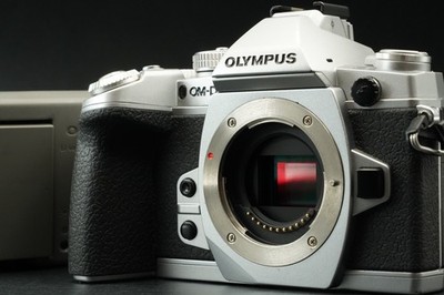 8560 cuts!! Olympus OM-D E-M1 Digital Camera Silver Body 11470