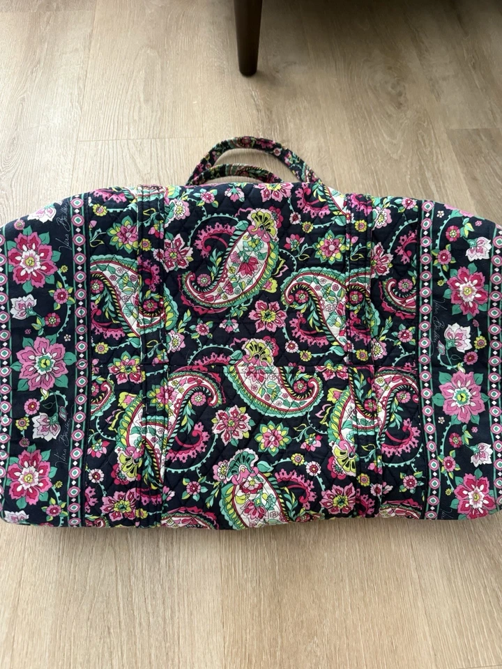 Vera Bradley Grand Traveler Bag in "Petal Paisley" Pattern Excellent Condition - Image 4 of 4
