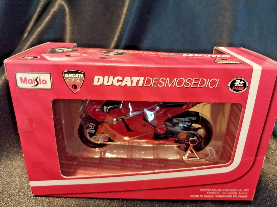 NIB Maisto Ducati Desmosedici Moto GP #27 Casey Stoner 1:18 Diecast Motorcycle - Image 3 of 3