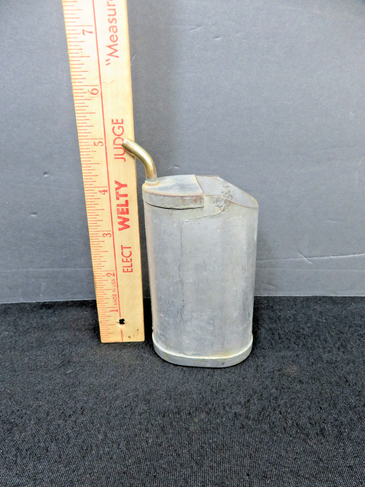 Coleman Iron Fuel Measure Can Early Version Great Shape Brass Spout 7oz