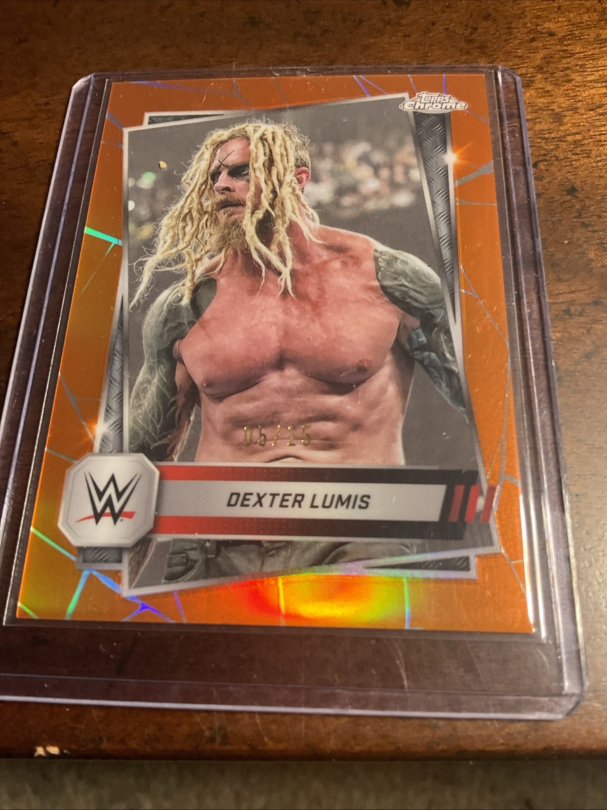 2025 WWE Topps Chrome Sapphire Dexter Lumis#40 /25 Orange Cracked Ice Refractor