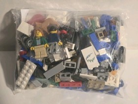 LEGO CITY 60117 Van & Caravan *Read Description*