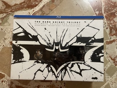 Batman The Dark Knight Trilogy Ultimate Collector's Edition Blu-ray Box Set Disc