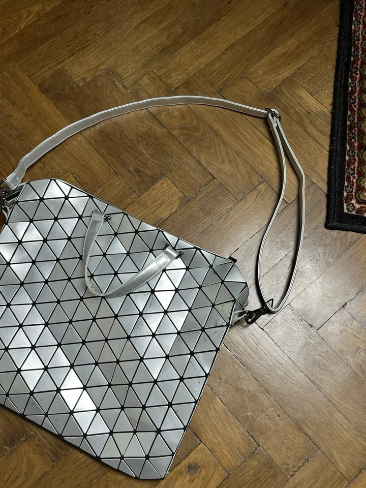 🔥00's Issey Miyake Bao Bao Prism Geometric Crossbody Tote Y2k Bag Japan - Image 4 of 4