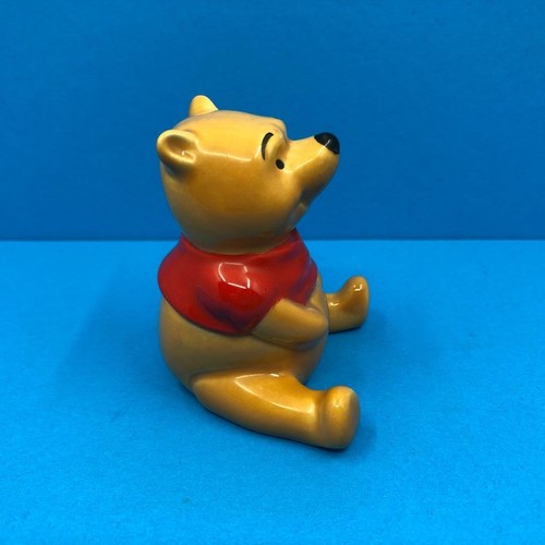 Vintage Disney Beswick Winnie The Pooh Porcelain China Ornament Figure 3" - Picture 3 of 5