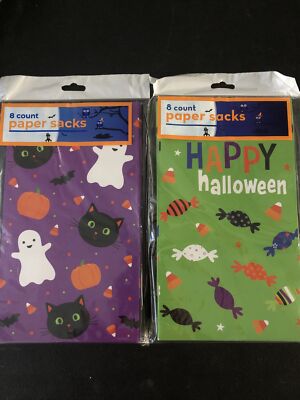 Halloween Paper Sacks - 2 Sets of 8 (Purple and Green) (NEW)