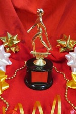 Metal-BASEBALL SOFTBALL Figure Trophy Award female, girls,#4 Black Base FastShip