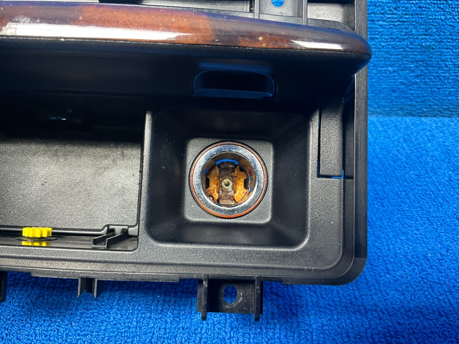 2006 - 2010 BENTLEY CONTINENTAL GTC CENTER CONSOLE ASHTRAY COMPARTMENT BOX OEM