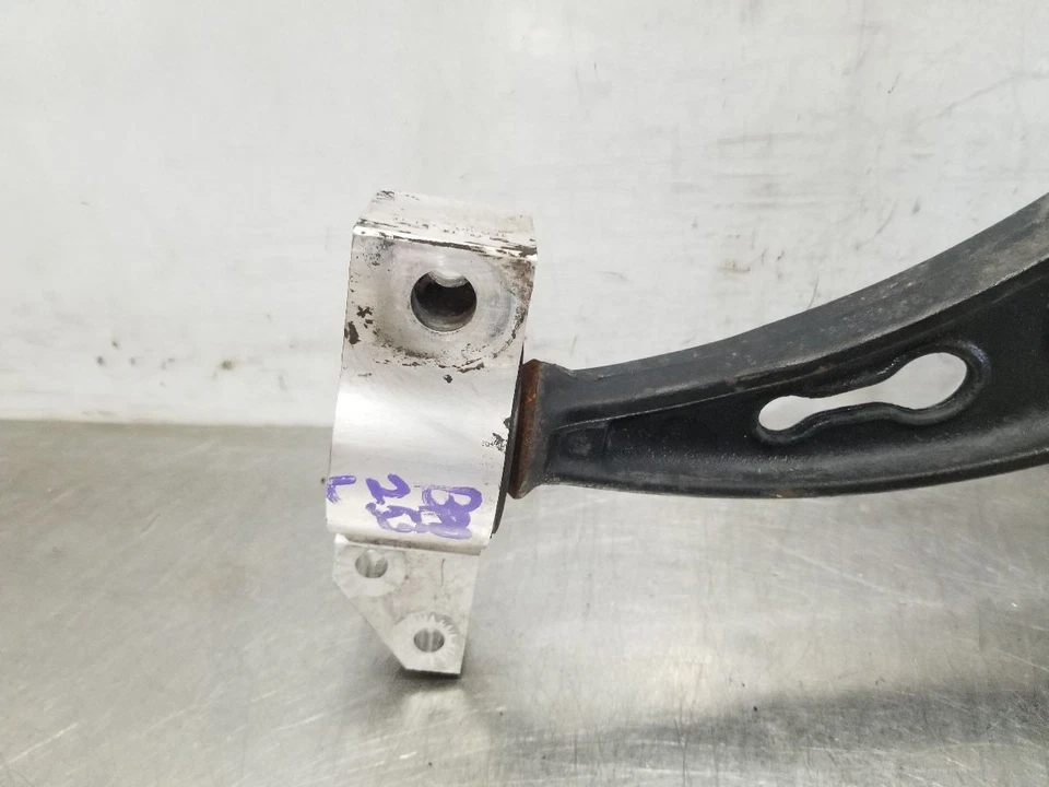 08 2008 VOLKSWAGEN VW R32 3,2 L AWD brazo de control inferior delantero conductor izquierdo Foto 4 de 4