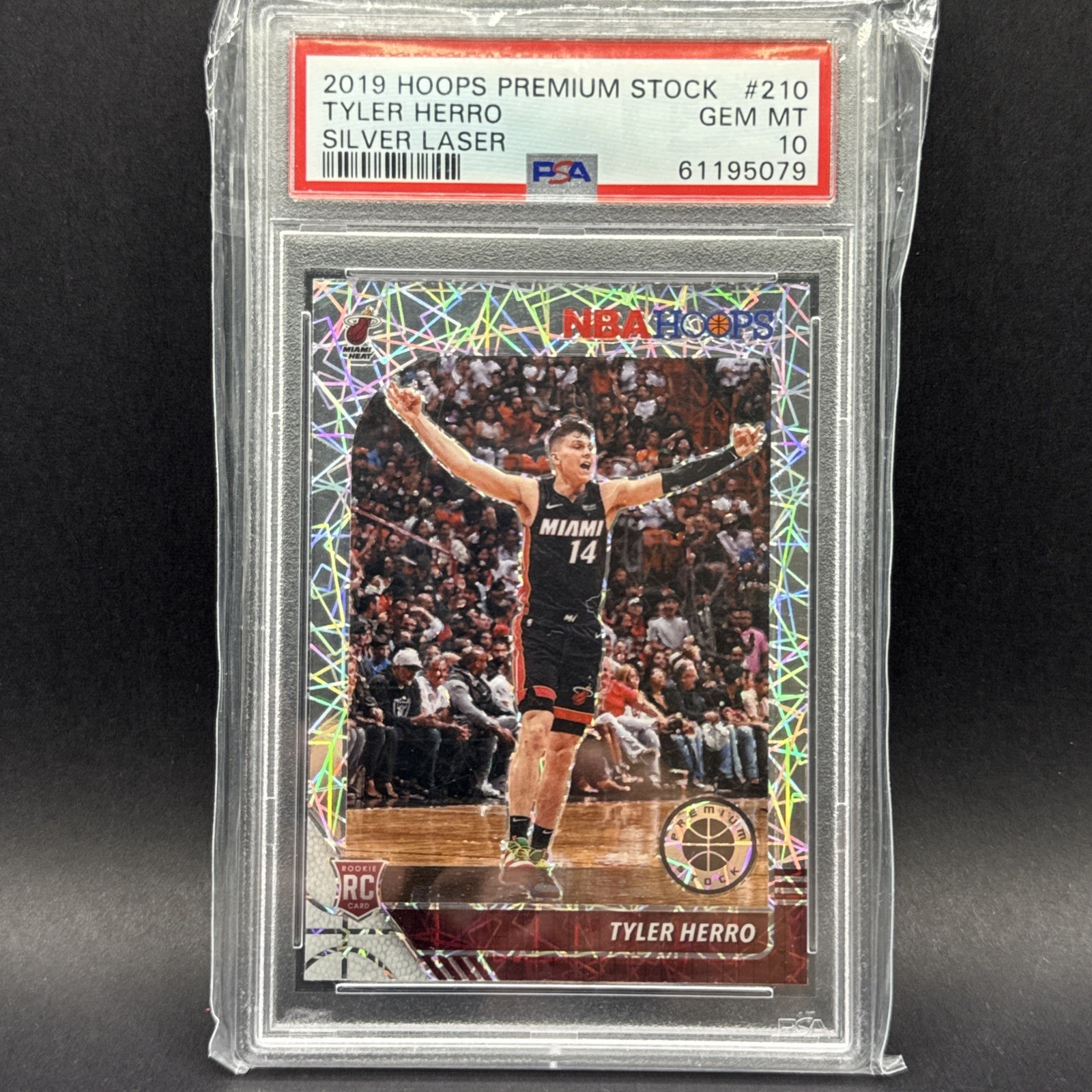 2019-20 Panini NBA Hoops Premium Stock - Tyler Herro #210 Silver Lazer Prizm...