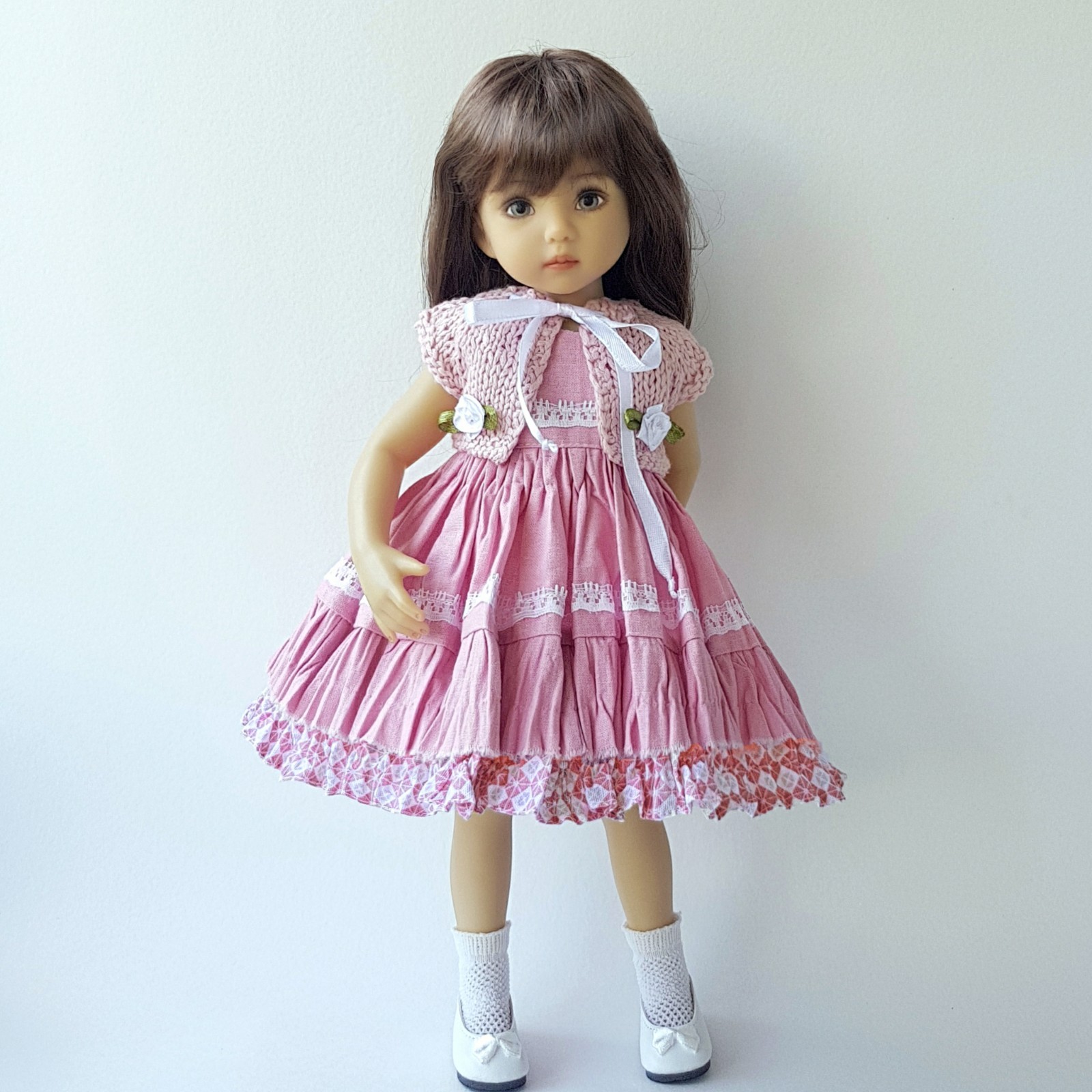 Conjunto rosa polvoriento muñeca Little Darling 13", vestido más cárdigan, adecuado para paola