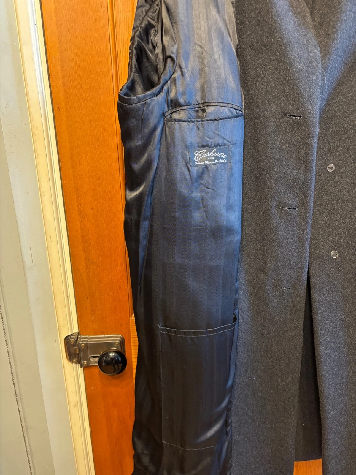 Vintage Roberto Vasalli Men's Charcoal Gray Cashmere Blend Overcoat XL - product detail image 9