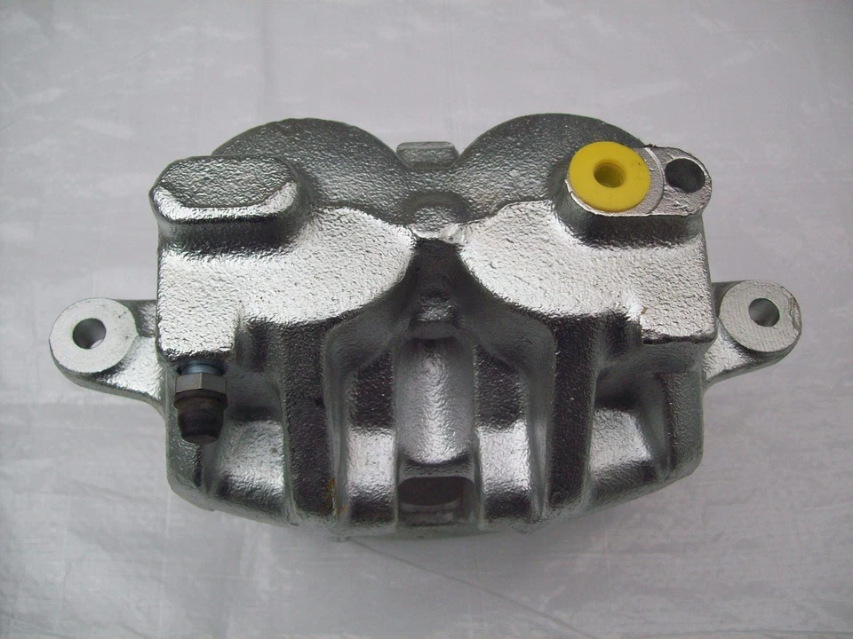 Land Rover Discovery 2 Range Rover P38 Brake Caliper Lucas Front Left STC1915E - Image 4 of 4