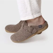 Toni Pons NORTON-FP - Men's clog-style slipper in felt. Color: Taupe. Size US 11
