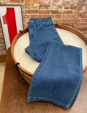 Denim & Co Indigo Regular Perfect Denim Lightly Bootcut 5-Pocket Jeans New