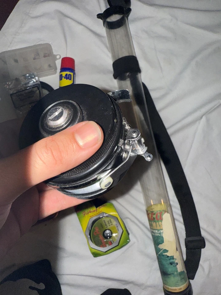 Paquete de tubo de aluminio para caña de pescar Eagle Claw Trailmaster #2 Foto 2 de 4