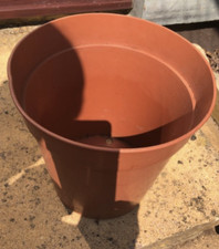 8 inch Terracotta plastic plant pot