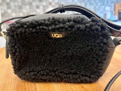 SALE!!【UGG】JANEY CROSBDY PATCHWORK☆ポシェット☆もこもこ