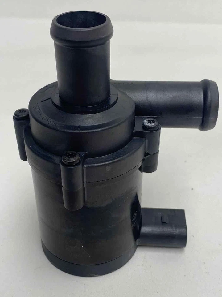 Bomba de refrigerante de agua adicional 702074430 para AUDI Q5 2009-2012 3,2 L probada Foto 2 de 4