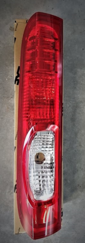 RENAULT TRAFIC II (2001-2014).2X FARO LUZ TRASERO DERECHA + IZQUIERDA NUEVO TYC! - Imagen 5 de 5