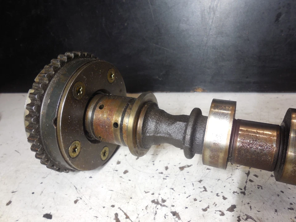 Árbol de levas de admisión lado del conductor izquierdo Cadillac CTS 2.8 2005-2007 52613 con piñón Foto 4 de 4