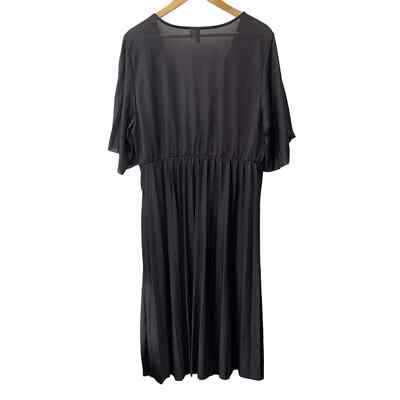asos black pleated dress ARRANGE contrast fabric Sculpted Maxi Dress with pleated skirt in navy/black