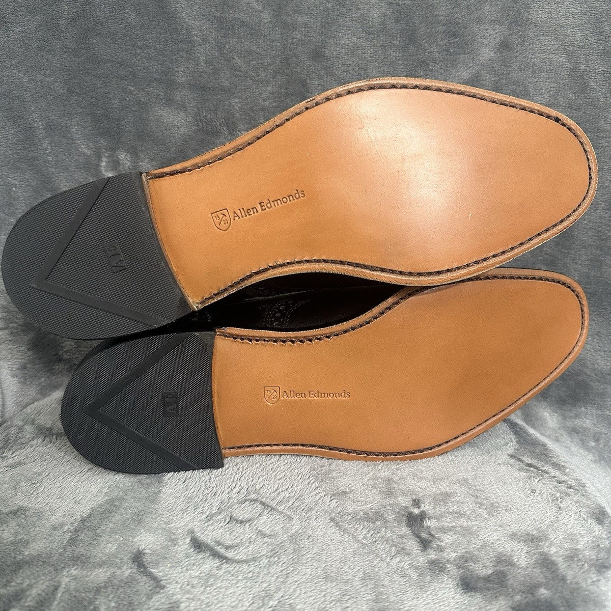 Allen Edmonds Strand Medallion Cap Dress Shoes Mens US 10.5 D 6115