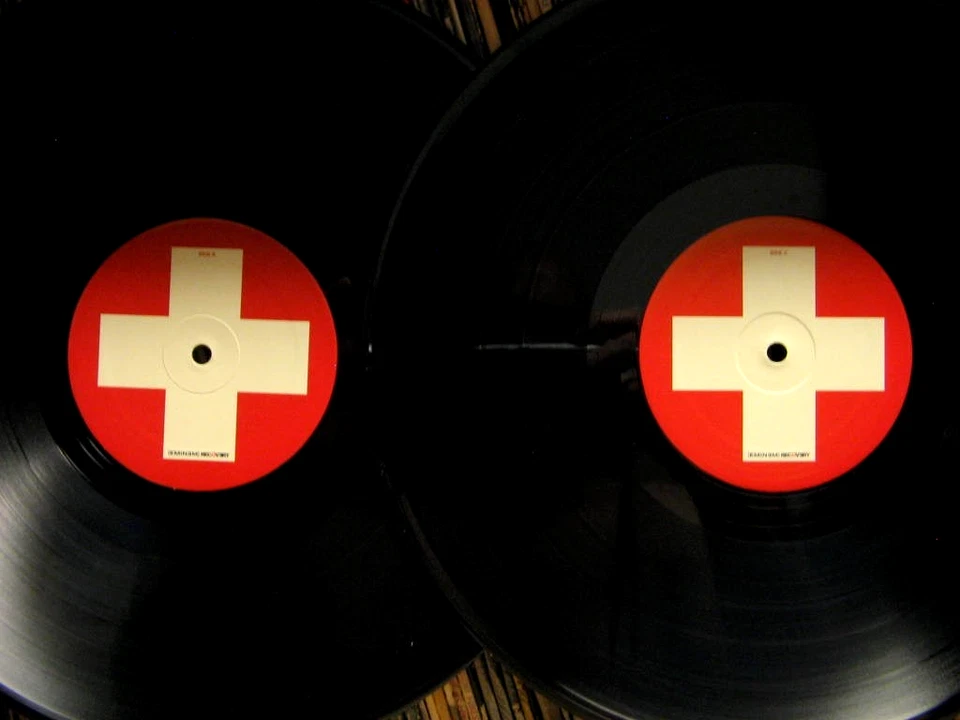 Eminem / Recovery - Classic Rap Vinyl - 2010 Original Pressing - Double Album - Image 4 of 4