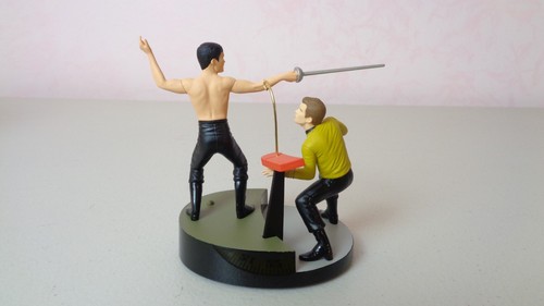 Star Trek Classic TOS Hallmark ornament The Naked Time 2018 - Picture 3 of 15