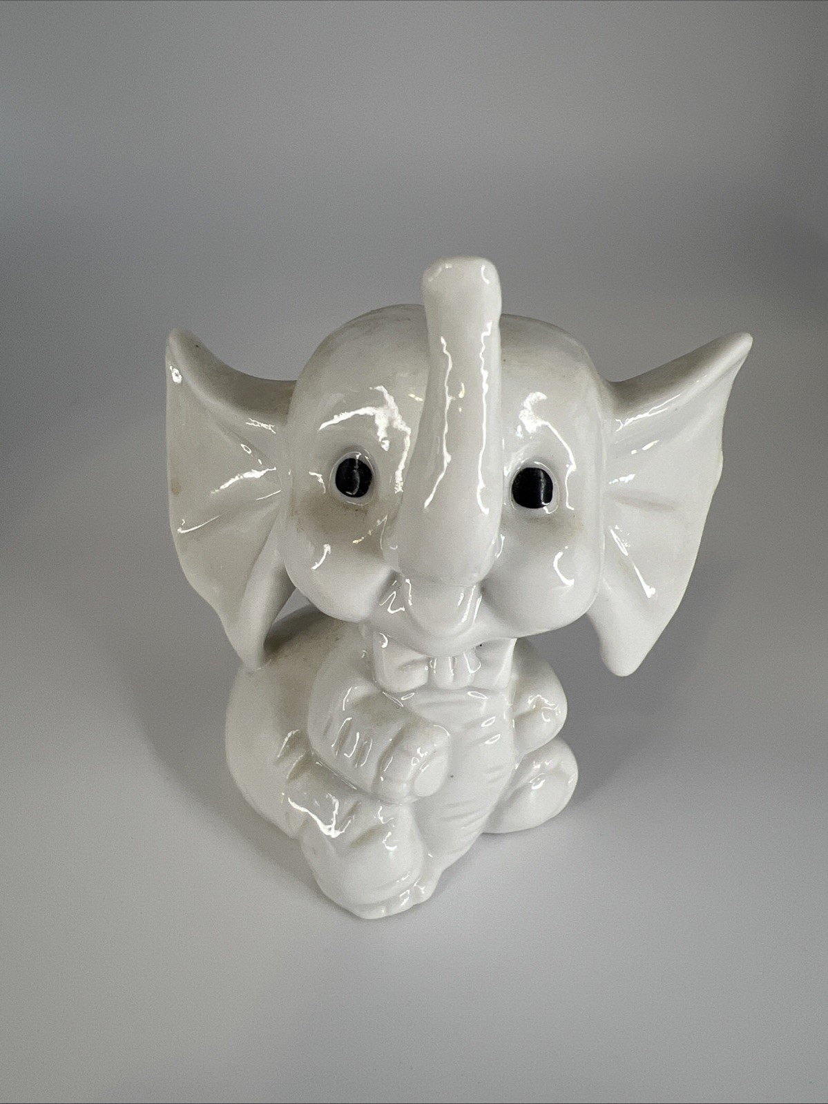 Vintage Edsin Japan White Porcelain Elephant Figurine Bow Tie Trunk Up 3.25 inch