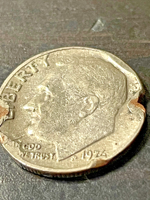 1976 Roosevelt dime misssing I die break rim to rim torch to D torch to flowers