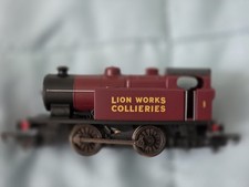 HORNBY R2452 LION WORKS COLLIERIES INDUSTRIAL TANK LOCOMOTIVE UNTESTED