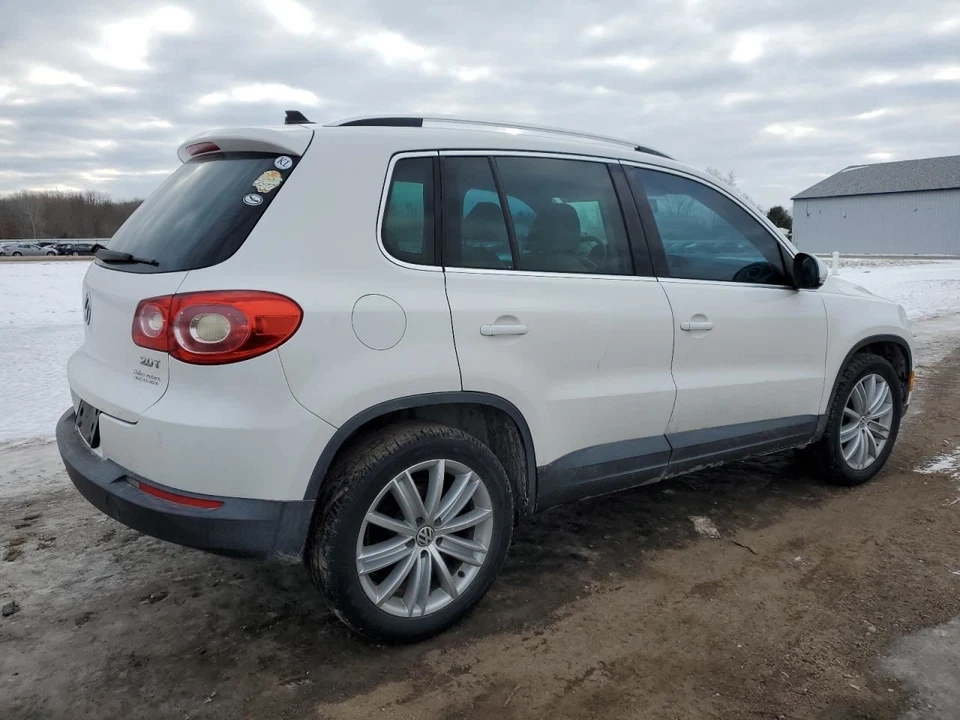 Volkswagen Tiguan 2010 cilindro maestro de freno usado 2,0 L ABS 131 k millas Foto 3 de 4