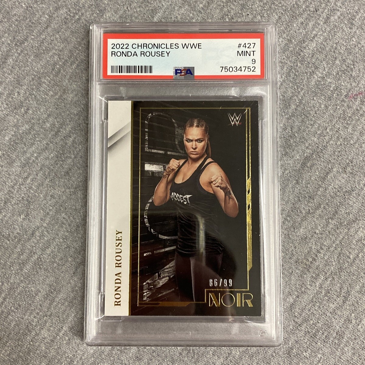 2021 AL新人賞のランディーアロサレーナRC AUです。 2022 Panini Chronicles WWE Noir #427 Ronda Rousey /99 PSA 9